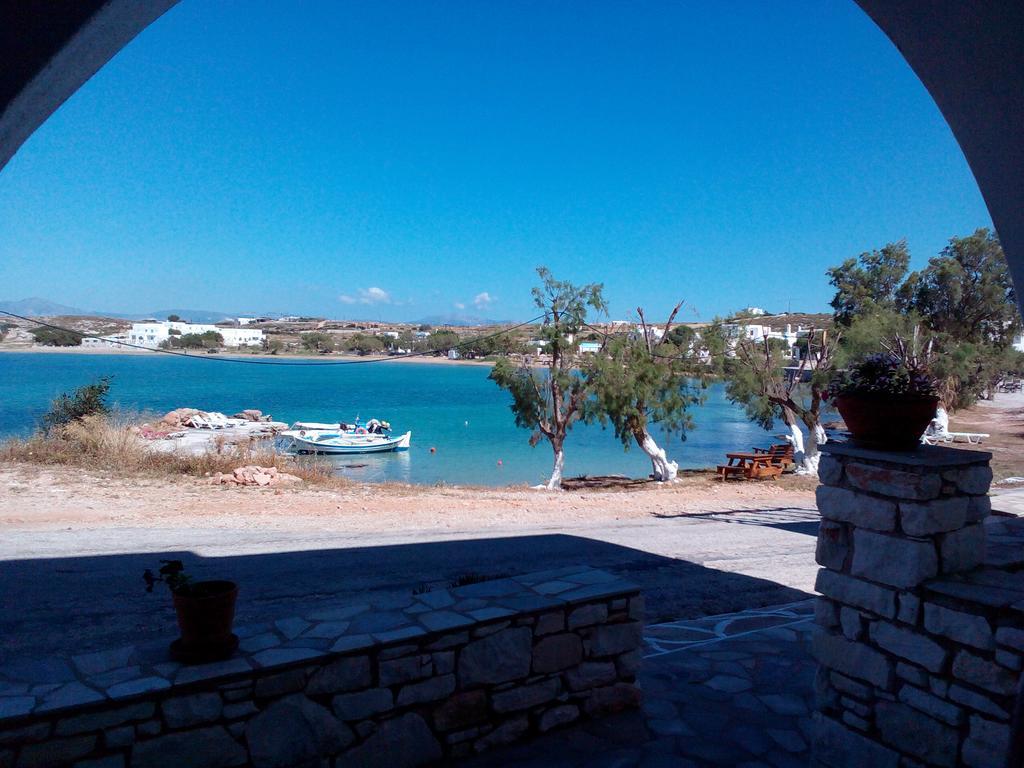 Bocamviglies By The Sea Hotell Náousa Eksteriør bilde
