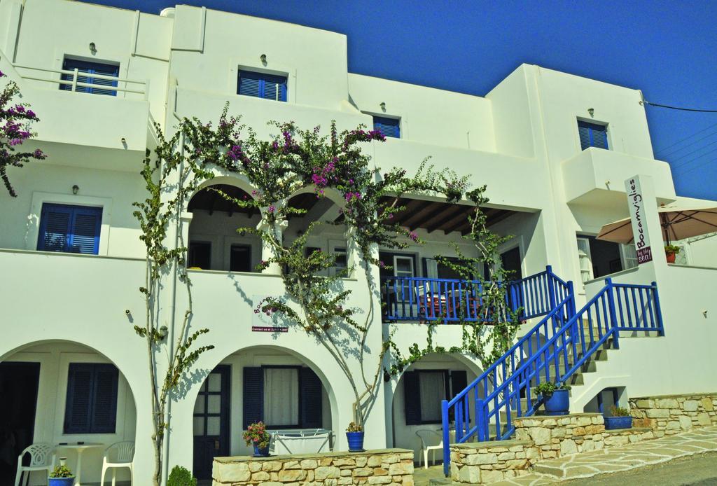 Bocamviglies By The Sea Hotell Náousa Eksteriør bilde