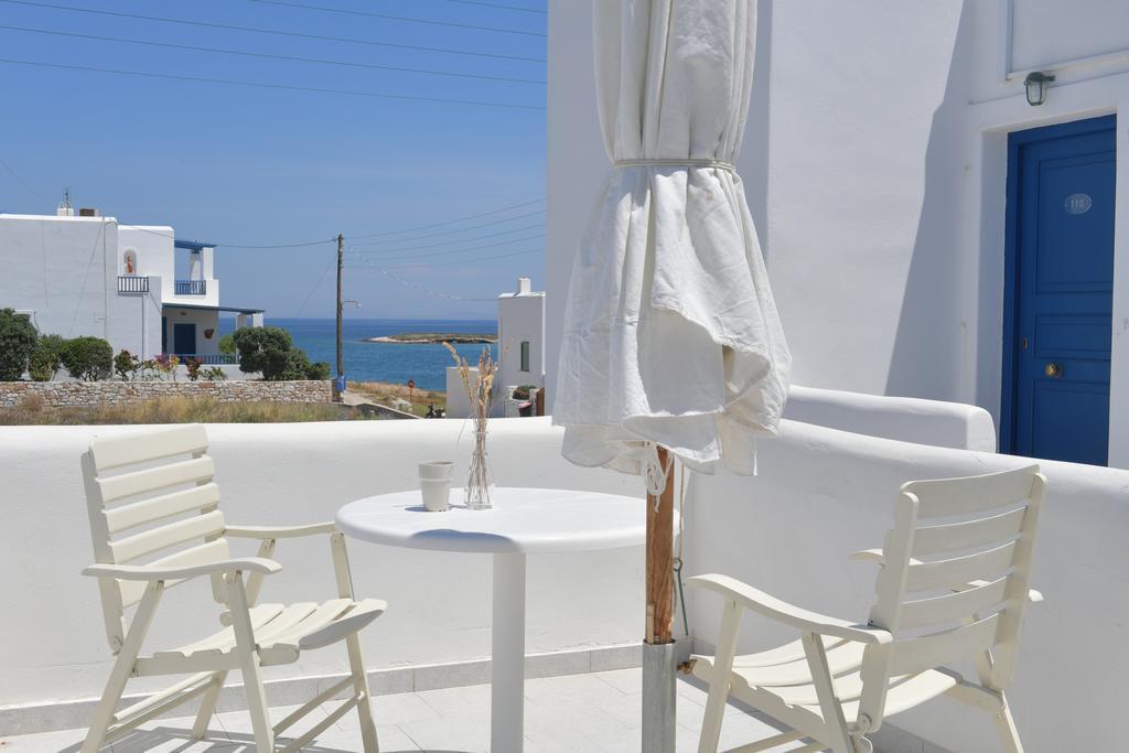 Bocamviglies By The Sea Hotell Náousa Eksteriør bilde