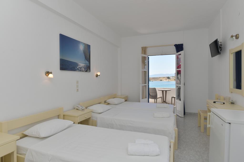 Bocamviglies By The Sea Hotell Náousa Eksteriør bilde