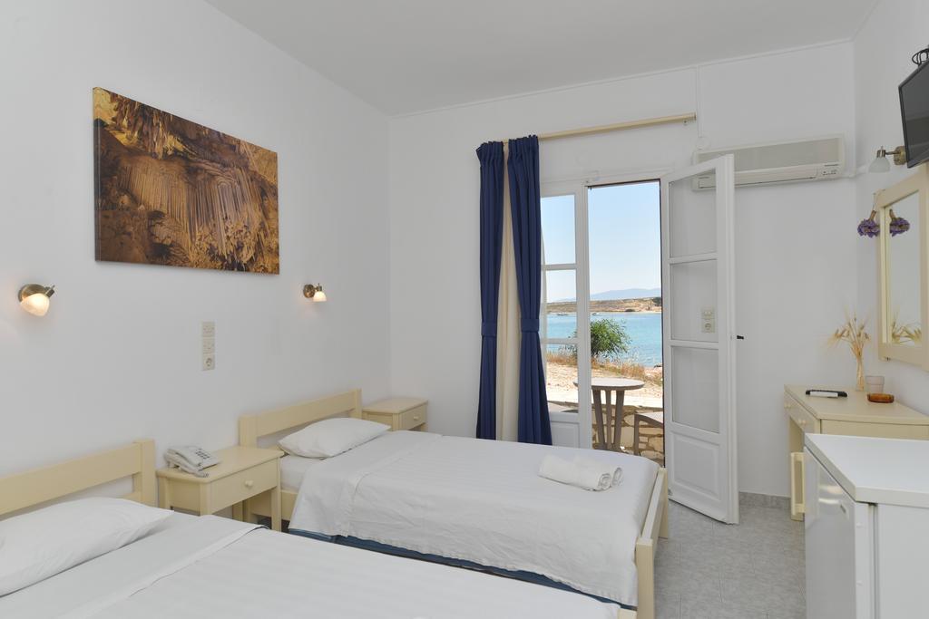Bocamviglies By The Sea Hotell Náousa Eksteriør bilde