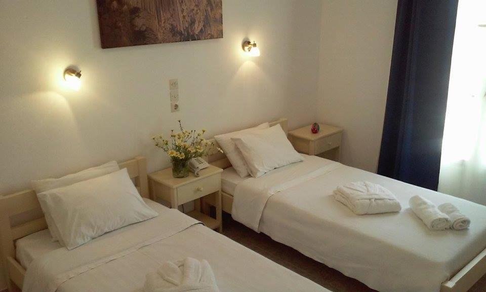 Bocamviglies By The Sea Hotell Náousa Eksteriør bilde
